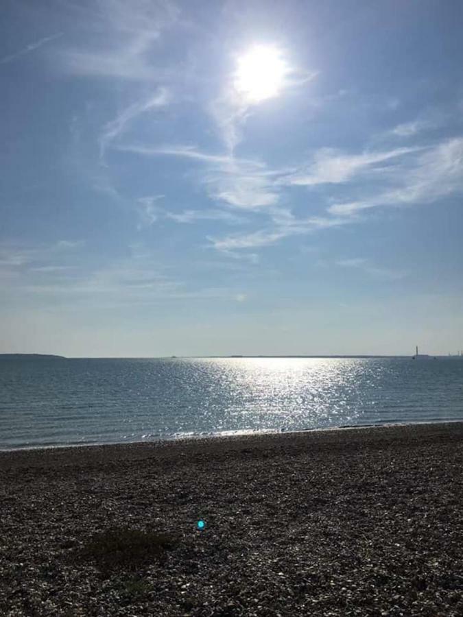 The Waters Edge Hotel Lee-on-the-Solent Exterior photo